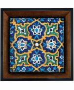 تابلو کاشی مشکی طلایی هنری طرح  سنتی کد h440  اندازه 27*27